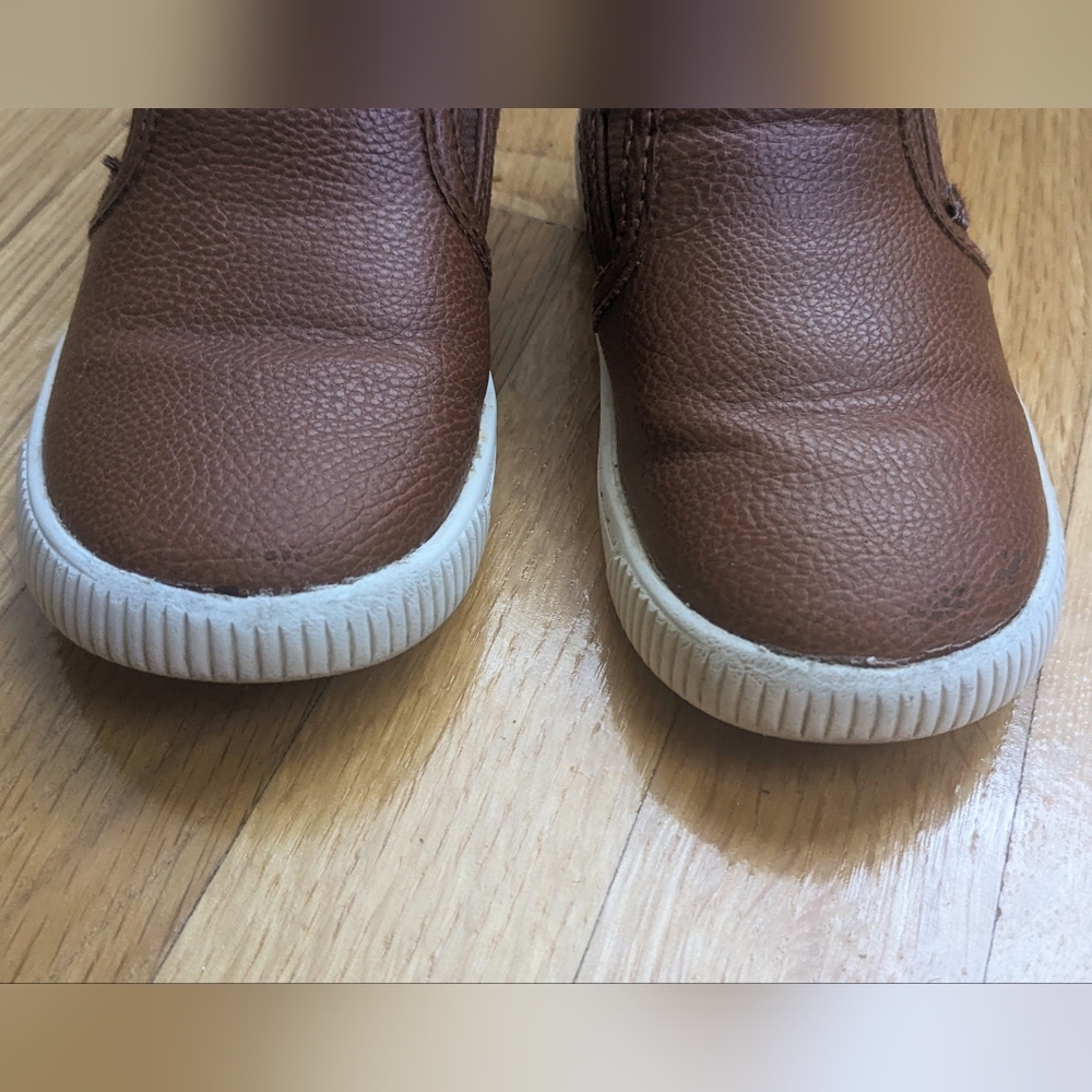 Carter's Ricky Style Toddler Boy Brown Dress Shoe. Size 7 - Picture 3 of 9